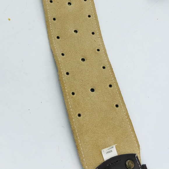OLD NAVY CUTOUT BELT - Picture 12 of 16